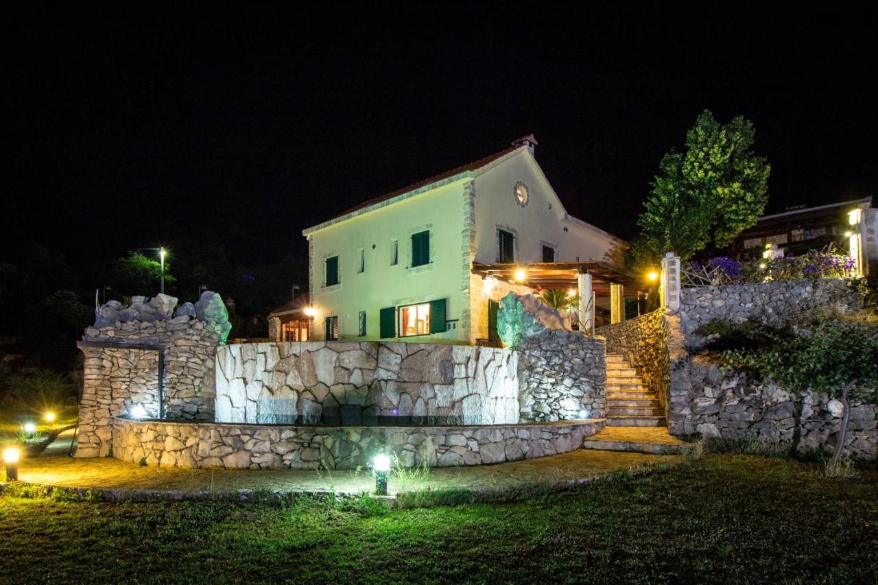 Holiday Home Casa Country Zadvarje Exterior foto